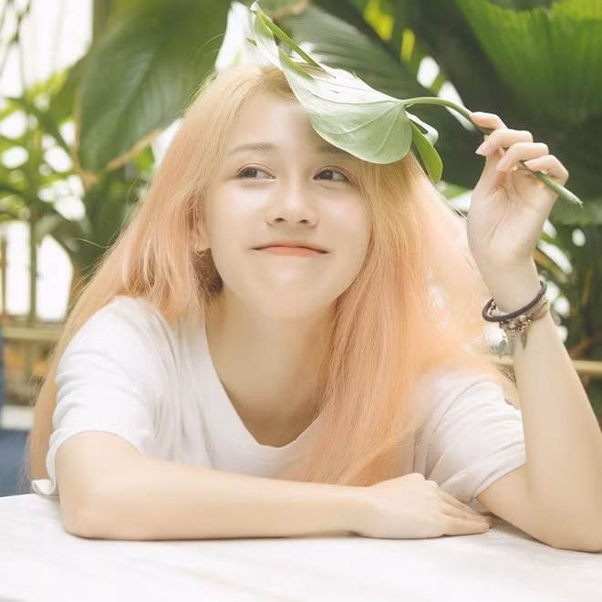  Soi thu nhập của 4 nữ Youtuber đình đám Thơ Nguyễn, Hậu Hoàng, Misthy, Hương Ly