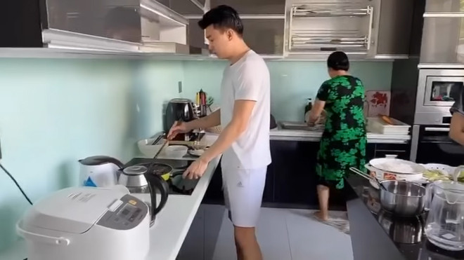 Diễn viên Quốc Trường sống thế nào trong biệt thự 25 tỷ ở quê nhà Cần Thơ? ảnh 3 Diễn viên Quốc Trường sống thế nào trong biệt thự 25 tỷ ở quê nhà Cần Thơ? ảnh 3