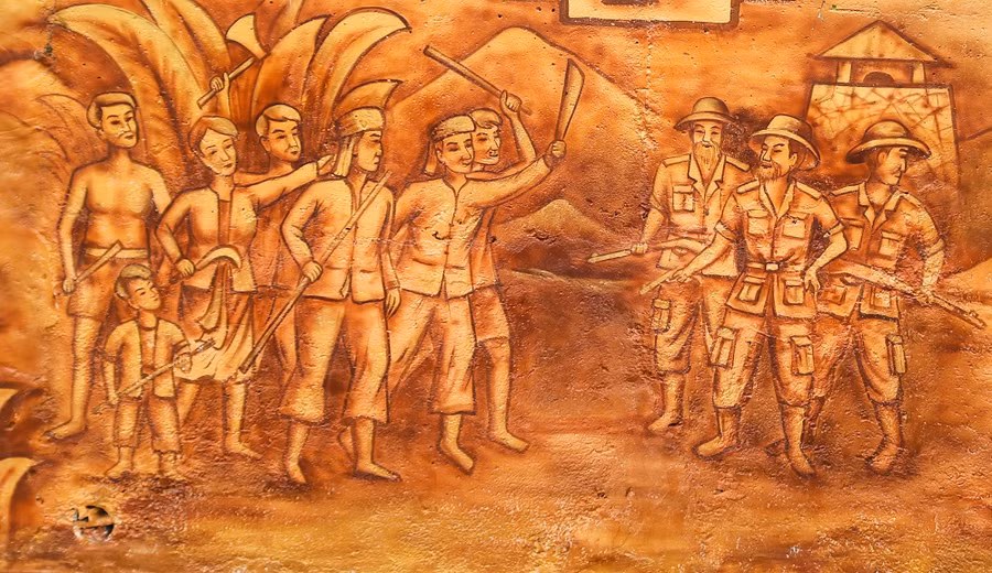 Khám phá con đường bích họa đầy màu sắc của Hà Nội ảnh 6