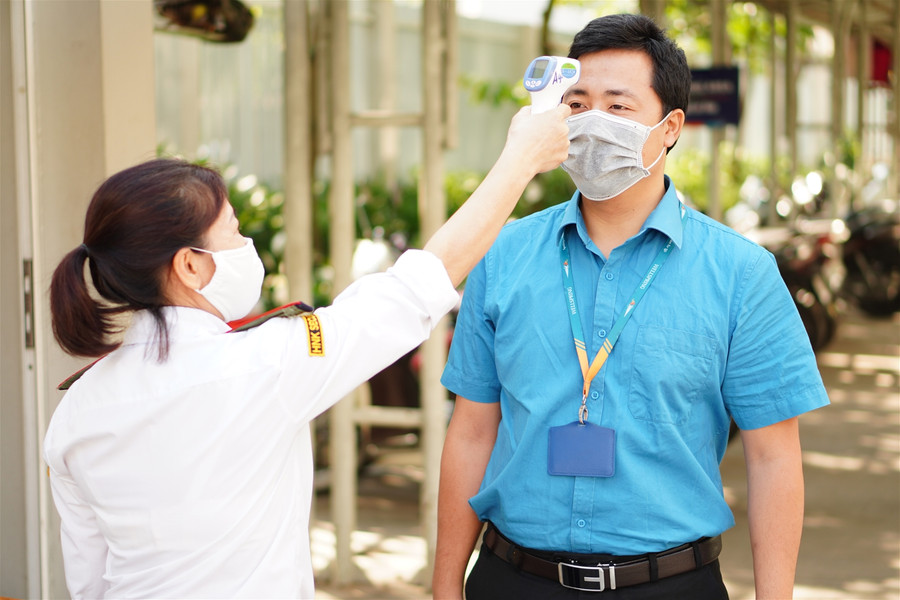 "Giãn cách" từ lớp học đến nhà ăn trong trường song ngữ liên cấp tại Thủ đô ảnh 1