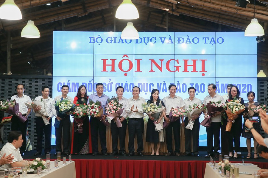 Hội nghị giám đốc sở GD&ĐT: Chủ động mọi tình huống trong tổ chức thi tốt nghiệp THPT ảnh 3 Hội nghị giám đốc sở GD&ĐT: Chủ động mọi tình huống trong tổ chức thi tốt nghiệp THPT ảnh 3