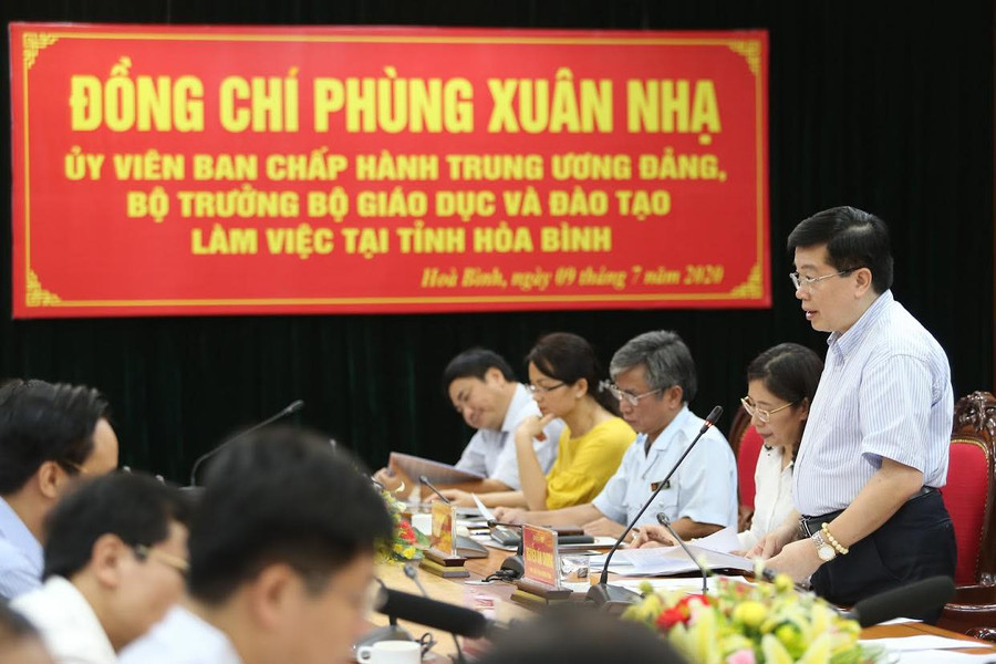 Bộ trưởng Phùng Xuân Nhạ: Tổ chức kỳ thi tốt nghiệp THPT nhẹ nhàng, an toàn, nghiêm túc ảnh 1