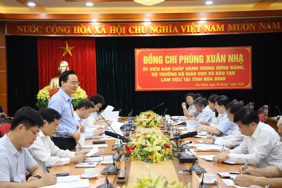 Bộ trưởng Phùng Xuân Nhạ: Tổ chức kỳ thi tốt nghiệp THPT nhẹ nhàng, an toàn, nghiêm túc