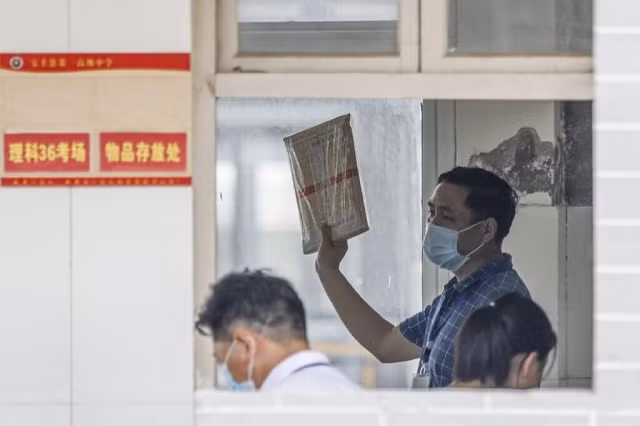 Trung Quốc: Dư luận xôn xao về hàng trăm vụ đánh cắp danh tính thí sinh thi ĐH ảnh 1