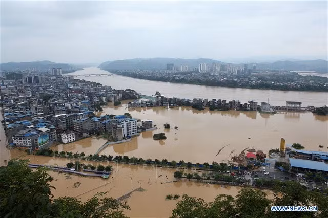 Trung Quốc: Động đất xảy ra tại Hồ Bắc khi nhiều đê kè bị lũ lụt đe dọa ảnh 1