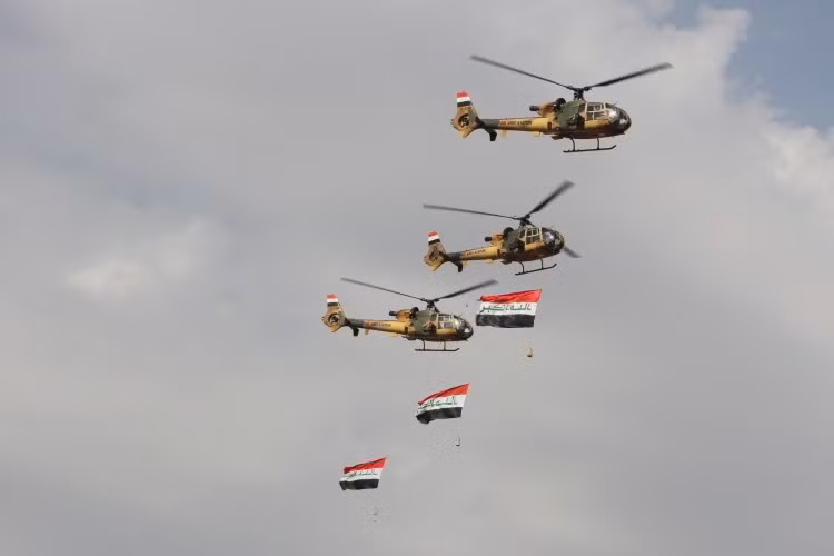 Xem trực thăng Iraq truy sát khủng bố IS