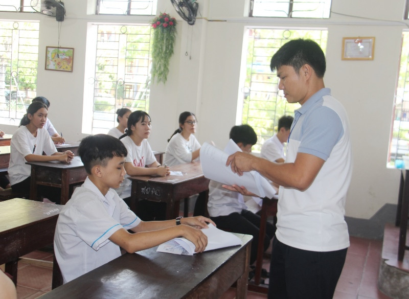 Hà Tĩnh: Hỗ trợ chu đáo thí sinh bước vào kỳ thi lớp 10 THPT ảnh 4