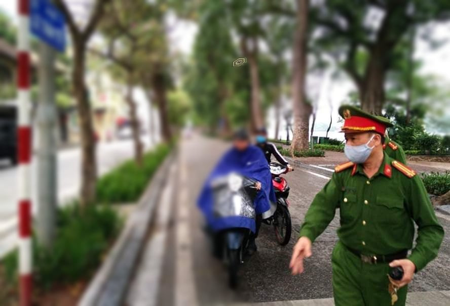 Hà Nội: Xử lý thêm 4 trường hợp không đeo khẩu trang  Hà Nội: Xử lý thêm 4 trường hợp không đeo khẩu trang