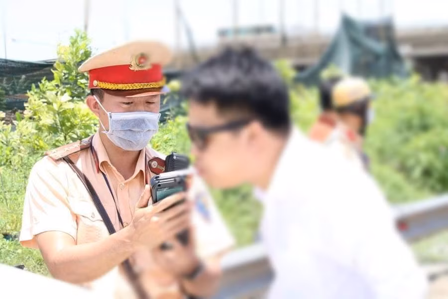 Xử lý gần 10.000 "ma men" sau nửa tháng tổng kiểm soát phương tiện