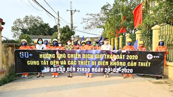 Thường Tín (Hà Nội): Ra quân hưởng ứng giờ trái đất năm 2020 Thường Tín (Hà Nội): Ra quân hưởng ứng giờ trái đất năm 2020