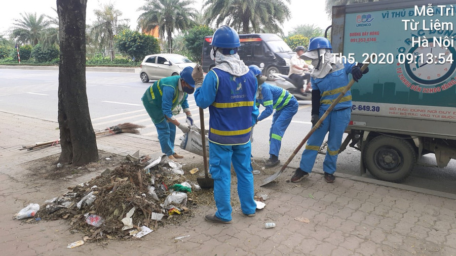 Hà Nội: Duy trì tốt vệ sinh môi trường phục vụ nhân dân dịp nghỉ lễ ảnh 2 Hà Nội: Duy trì tốt vệ sinh môi trường phục vụ nhân dân dịp nghỉ lễ ảnh 2