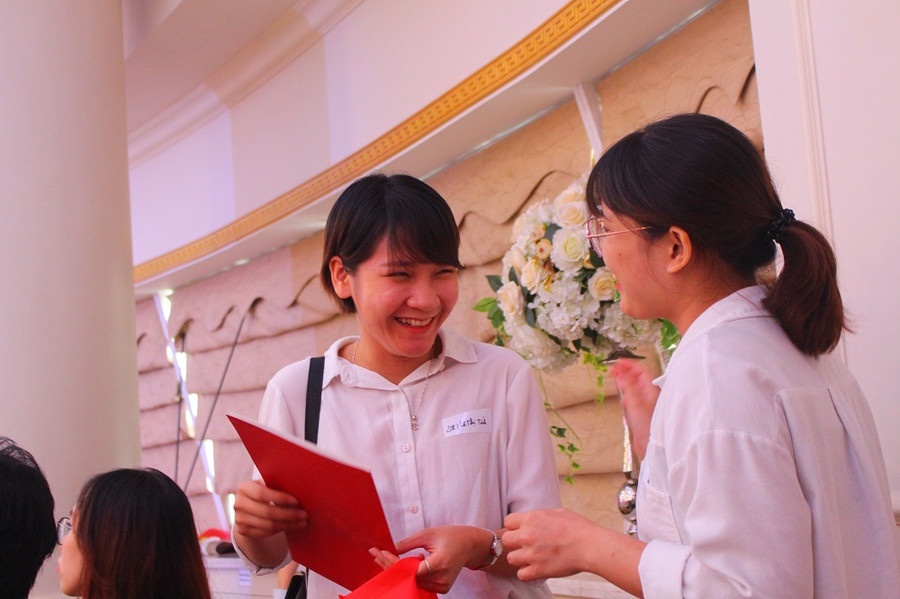 Gần 1.000 thí sinh tranh tài cuộc thi TOEIC miễn phí ảnh 10