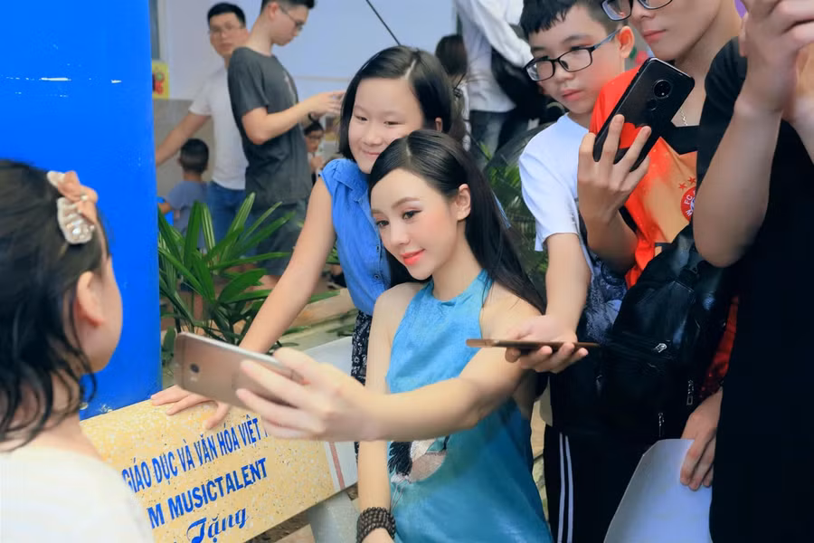 Quỳnh Kool xuất hiện khác hẳn trên phim "Nhà trọ Balanha" ảnh 7