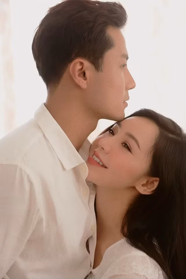 "Tình bể bình" với bộ ảnh ngọt ngào của diễn viên Thanh Sơn và Quỳnh Kool ảnh 1