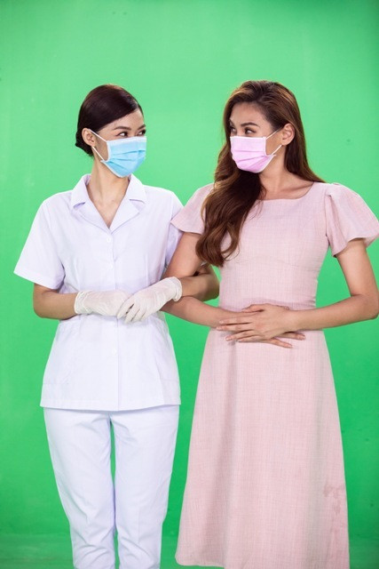 Á hậu Kiều Loan và siêu mẫu Võ Hoàng Yến “bắt tay” chống dịch Covid-19 ảnh 2