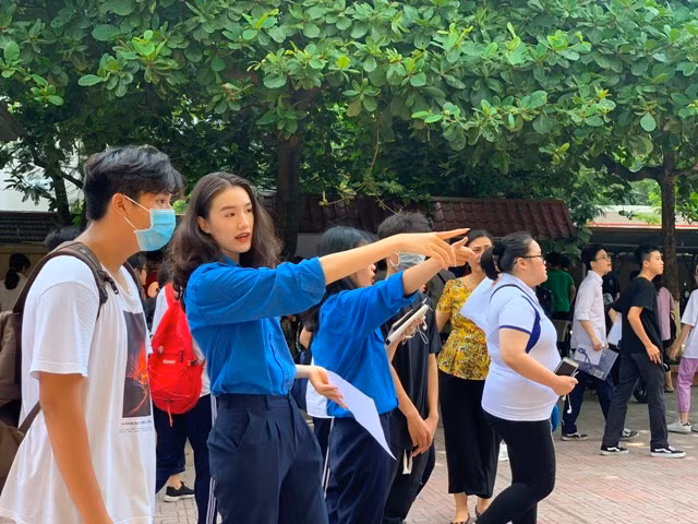 Thành Đoàn Hà Nội đẩy mạnh lực lượng tình nguyện viên khối THPT ảnh 4