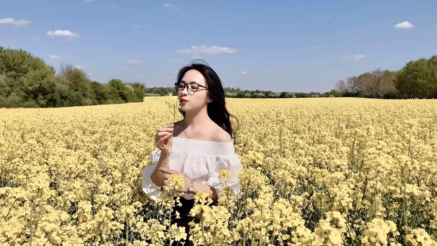 Vẻ đẹp trong veo của du học sinh Việt tại Đức ảnh 1