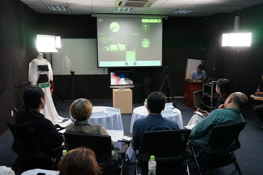 "Ta và ta" giành giải Nhất cuộc thi Thiết kế hồ sơ nghệ thuật 10 năm nữa bạn là ai? ảnh 2