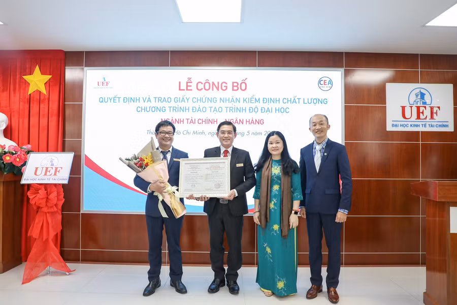 Ngành Tài chính – Ngân hàng của UEF đạt chuẩn kiểm định chất lượng