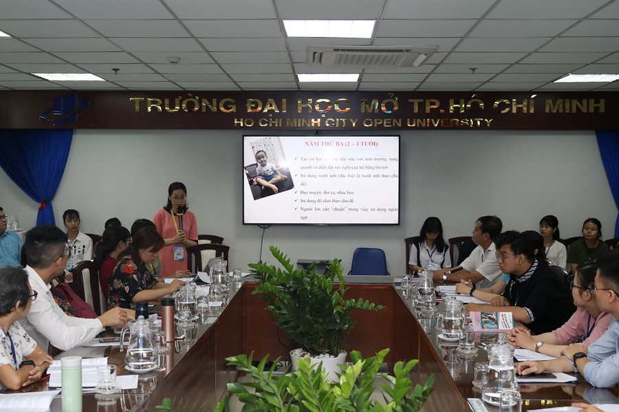 Chia sẻ kinh nghiệm về chăm sóc xã hội cho trẻ em và người cao tuổi ảnh 1