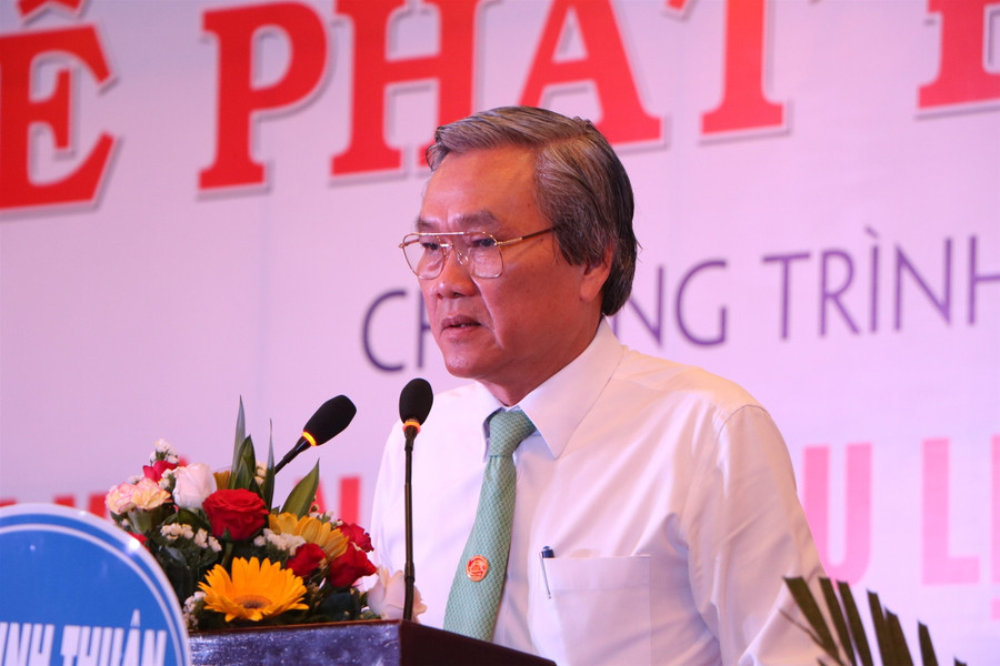 Ninh Thuận: Giảm giá dịch vụ đi tàu đáy kính, tắm lặn xem san hô... ảnh 1