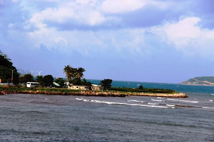 Khánh Hòa: Thu hồi dự án 33 triệu USD xâm phạm danh thắng quốc gia ảnh 1