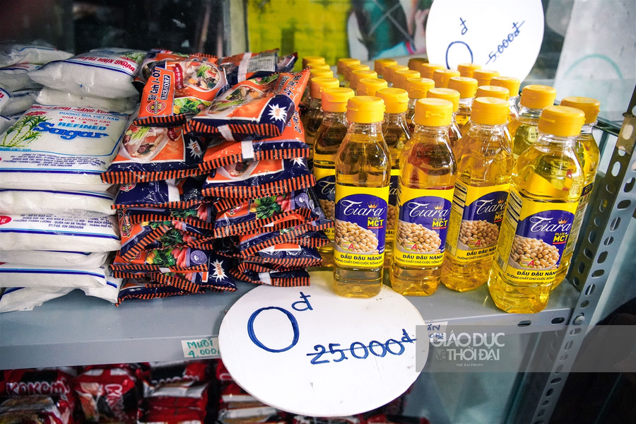 "Siêu thị 0 đồng" cất đỡ gánh lo cho người khó khăn mùa dịch ảnh 11