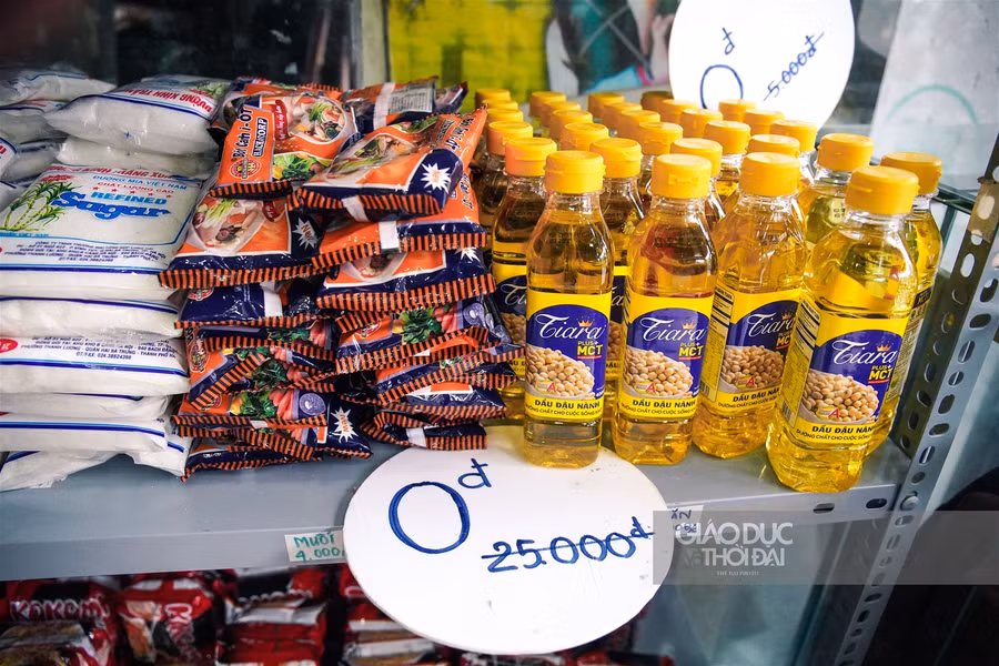 "Siêu thị 0 đồng" cất đỡ gánh lo cho người khó khăn mùa dịch ảnh 11