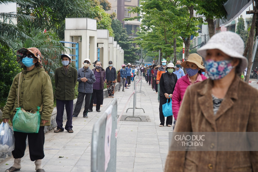 Sử dụng công nghệ nhận diện khuôn mặt để phát gạo cho người dân ảnh 17