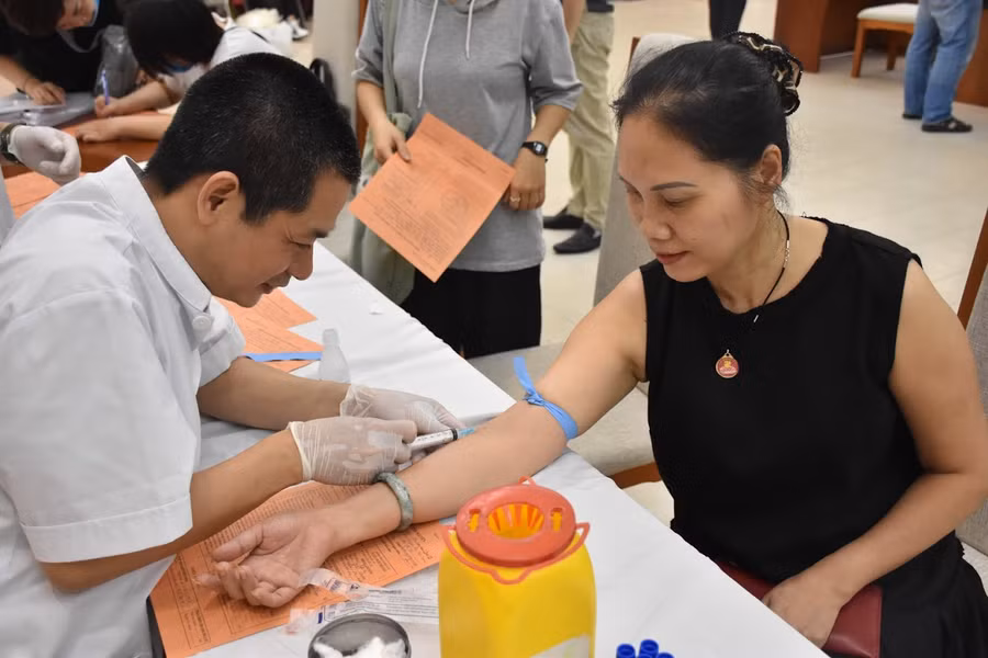 Đoàn thanh niên Bộ GD&ĐT tích cực hưởng ứng hiến máu tình nguyện ảnh 5