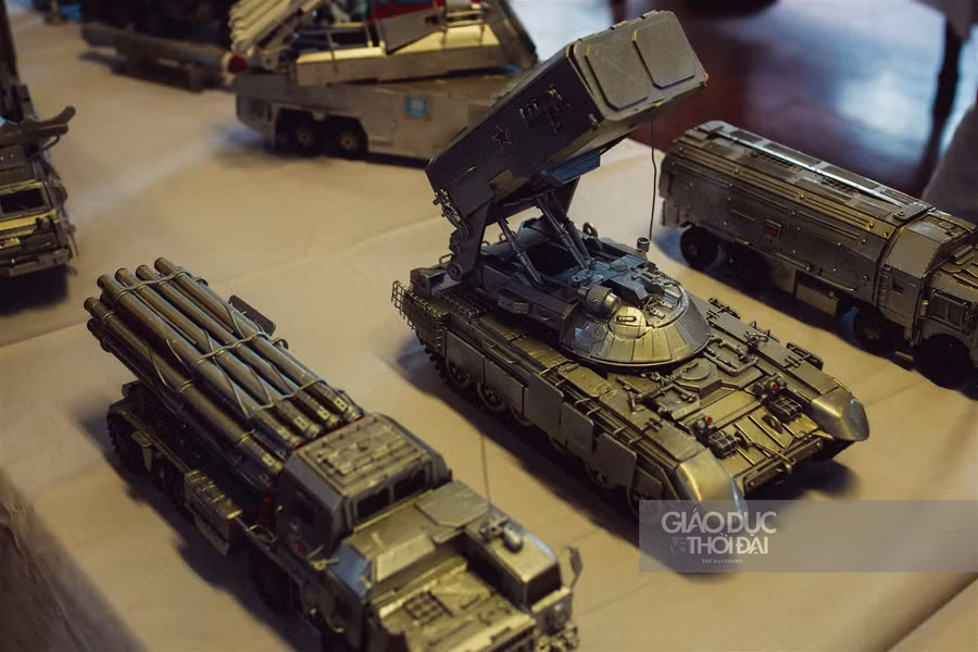Khí tài quân sự "khủng" của dân đam mê lắp ráp, chế tạo ảnh 8
