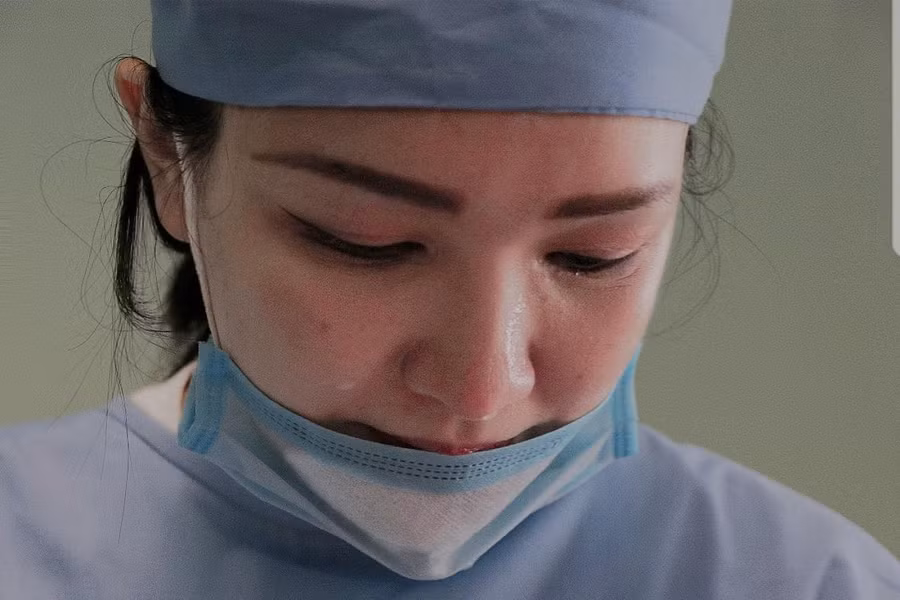 "Biệt đội siêu anh hùng" tặng quà những em nhỏ đặc biệt trong ngày 1/6 ảnh 7