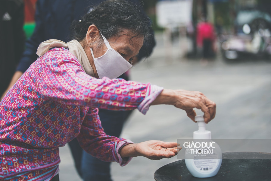 " Cây ATM gạo" thứ 2 tại Hà Nội giúp đỡ những người dân có hoàn cảnh khó khăn ảnh 3 " Cây ATM gạo" thứ 2 tại Hà Nội giúp đỡ những người dân có hoàn cảnh khó khăn ảnh 3