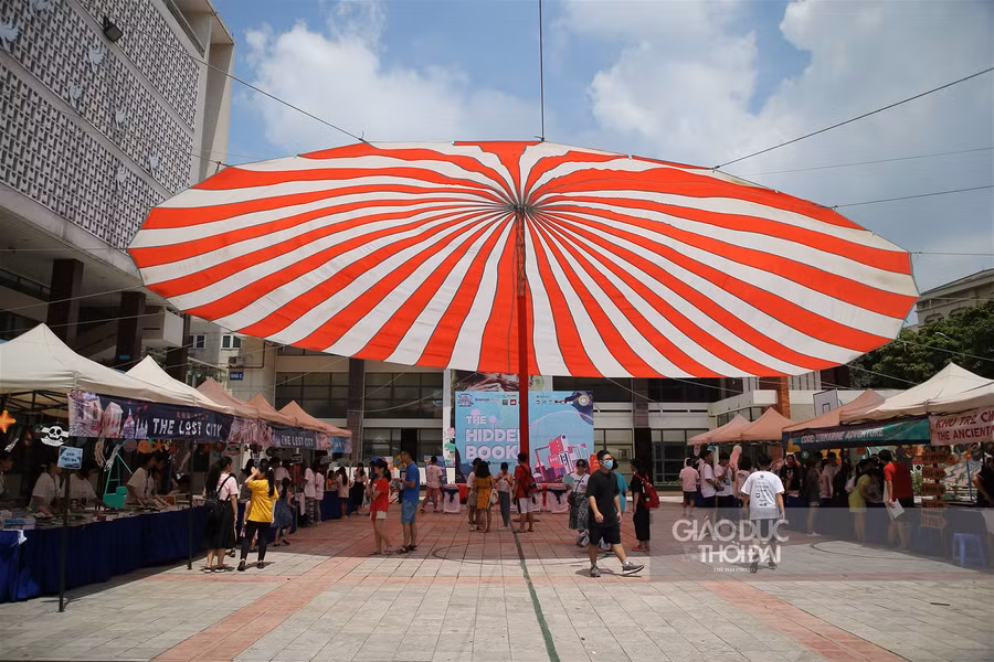 The Hidden Book 2020, tái hiện thành phố truyền thuyết Atlantis lộng lẫy giữa lòng Thủ đô ảnh 1