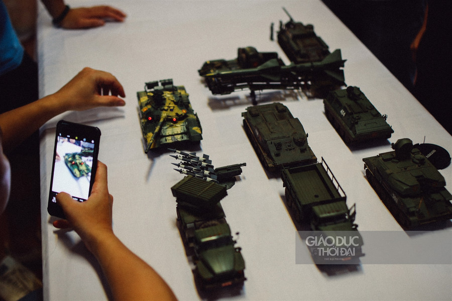 Khí tài quân sự "khủng" của dân đam mê lắp ráp, chế tạo ảnh 5