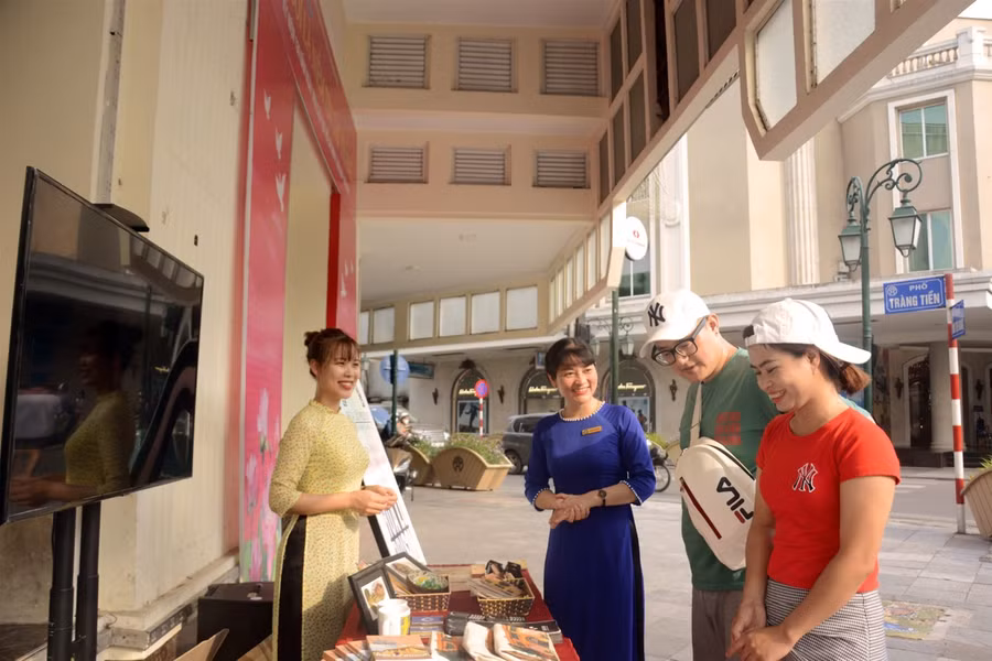 Đưa Di tích lịch sử Nhà tù Hỏa Lò đến gần hơn với công chúng ảnh 1