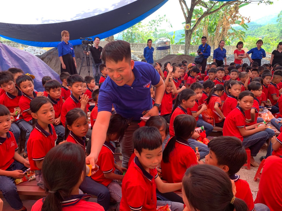 Tình nguyện hè năm 2020: " Đền ơn đáp nghĩa, chăm sóc thiếu niên nhi đồng và chung tay xây dựng NTM" ảnh 9