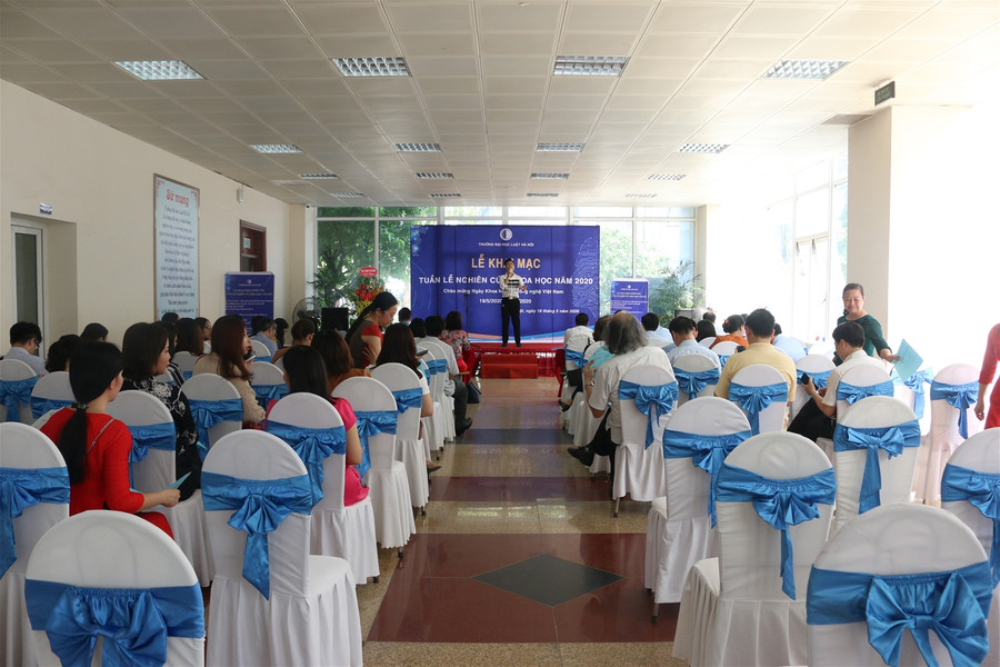 Trường ĐH Luật Hà Nội khai mạc Tuần nghiên cứu khoa học năm 2020 ảnh 1