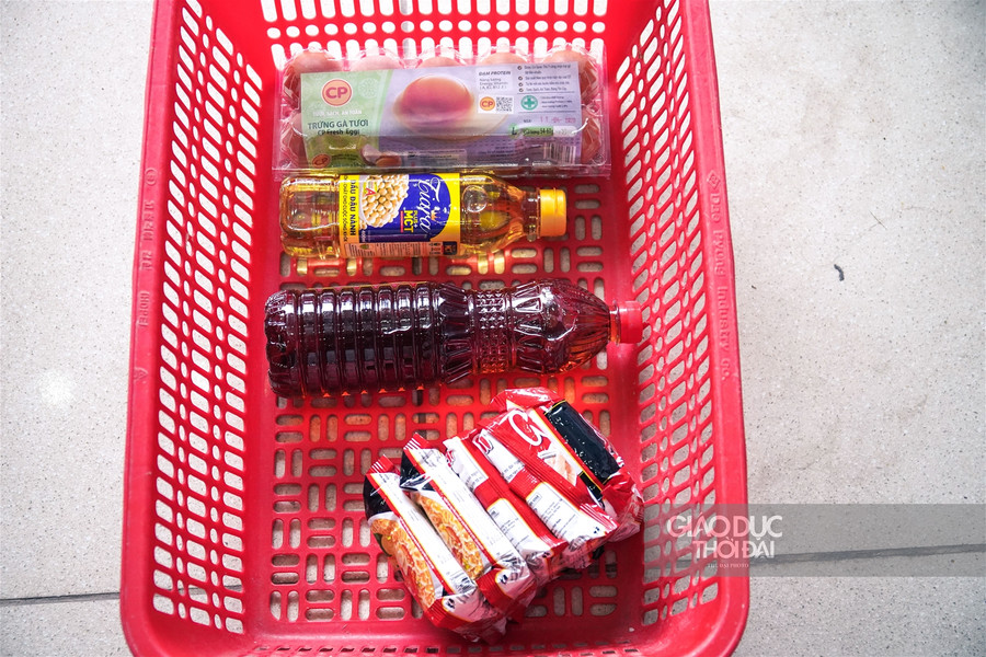 "Siêu thị 0 đồng" cất đỡ gánh lo cho người khó khăn mùa dịch ảnh 9