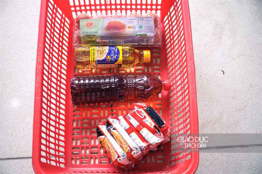 "Siêu thị 0 đồng" cất đỡ gánh lo cho người khó khăn mùa dịch ảnh 9