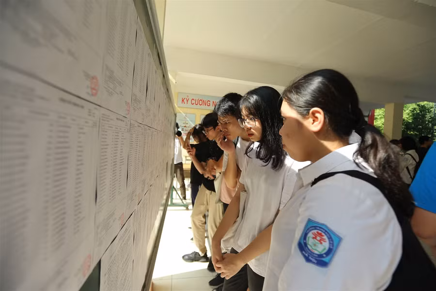 Chùm ảnh: Học sinh Hà Nội sẵn sàng cho kỳ thi vào lớp 10