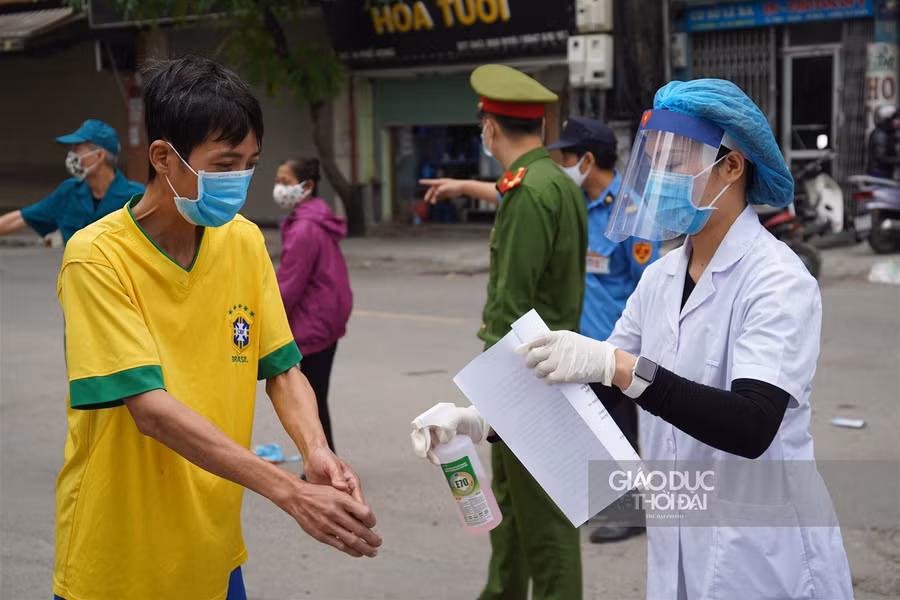 Sử dụng công nghệ nhận diện khuôn mặt để phát gạo cho người dân ảnh 5