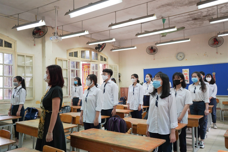 Học sinh Hà Nội háo hức trở lại trường học sau 3 tháng nghỉ phòng, chống Covid-19 ảnh 10 Học sinh Hà Nội háo hức trở lại trường học sau 3 tháng nghỉ phòng, chống Covid-19 ảnh 10