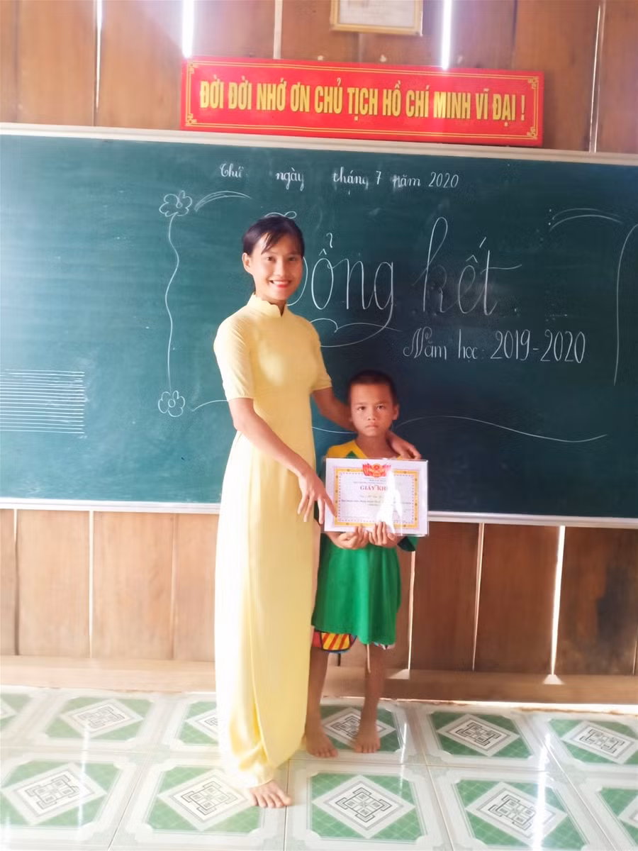 Một năm học hạnh phúc của cô trò điểm trường Tắk Pổ ảnh 1
