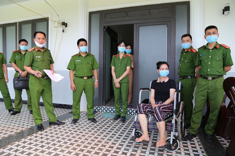 Vĩnh Phúc: Cận cảnh nơi ở của nhà ngoại cảm “rởm” đúc vàng giả để lừa đảo ảnh 1