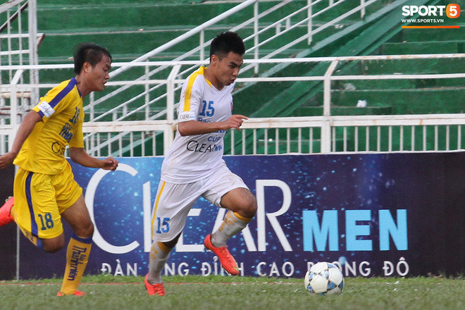 Top 5 tuyển thủ Việt Nam "lên hương" sau khi đổi vị trí ảnh 9