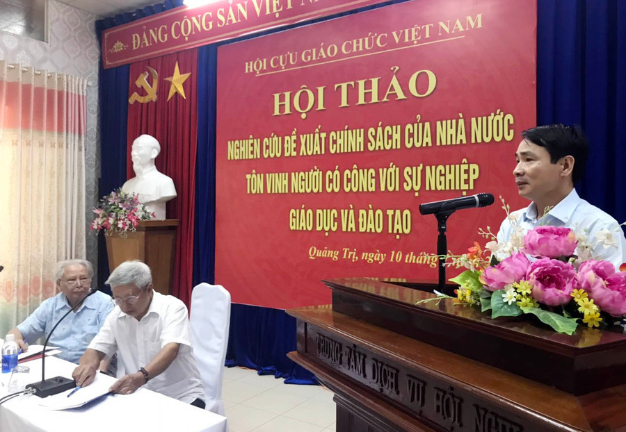 Cần chính sách dành cho người có công với giáo dục ảnh 1 Cần chính sách dành cho người có công với giáo dục ảnh 1