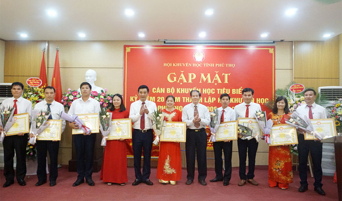 Phú Thọ: Coi trọng công tác khuyến học, khuyến tài và xây dựng xã hội học tập ảnh 2 Phú Thọ: Coi trọng công tác khuyến học, khuyến tài và xây dựng xã hội học tập ảnh 2