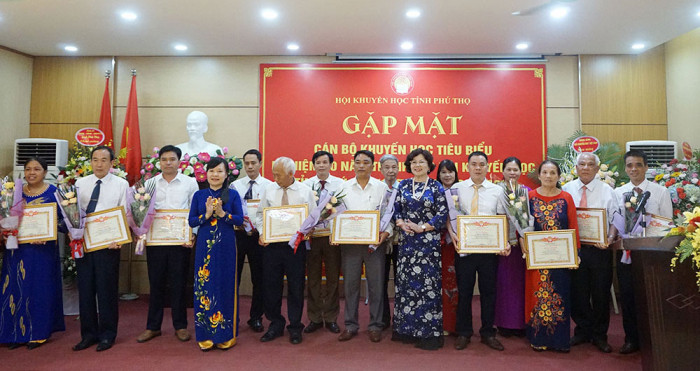 Phú Thọ: Coi trọng công tác khuyến học, khuyến tài và xây dựng xã hội học tập ảnh 4 Phú Thọ: Coi trọng công tác khuyến học, khuyến tài và xây dựng xã hội học tập ảnh 4