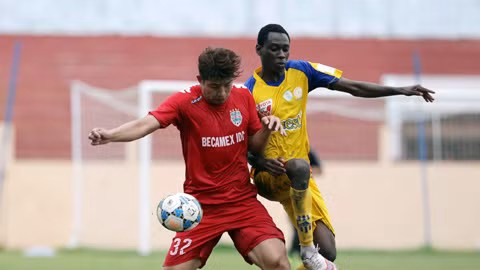 Vì sao các CLB V.League loay hoay với ngoại binh?